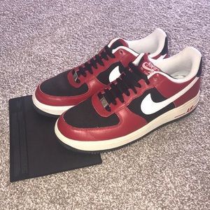 Men’s Nike Air Force 1’s (fits women’s 9.5)
